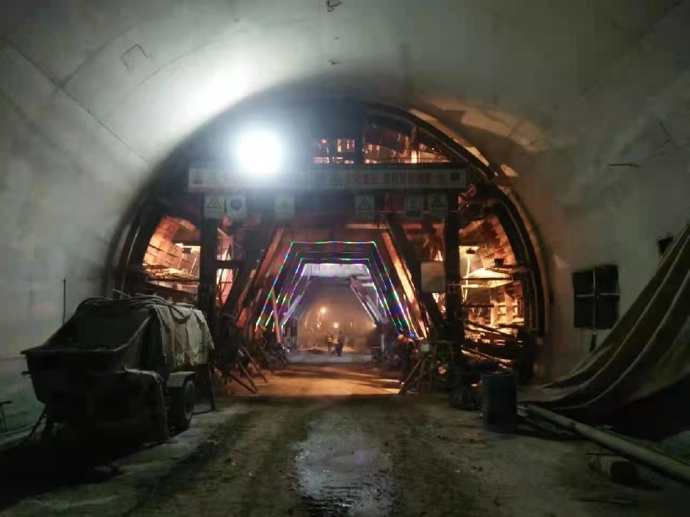 防水板施工案例